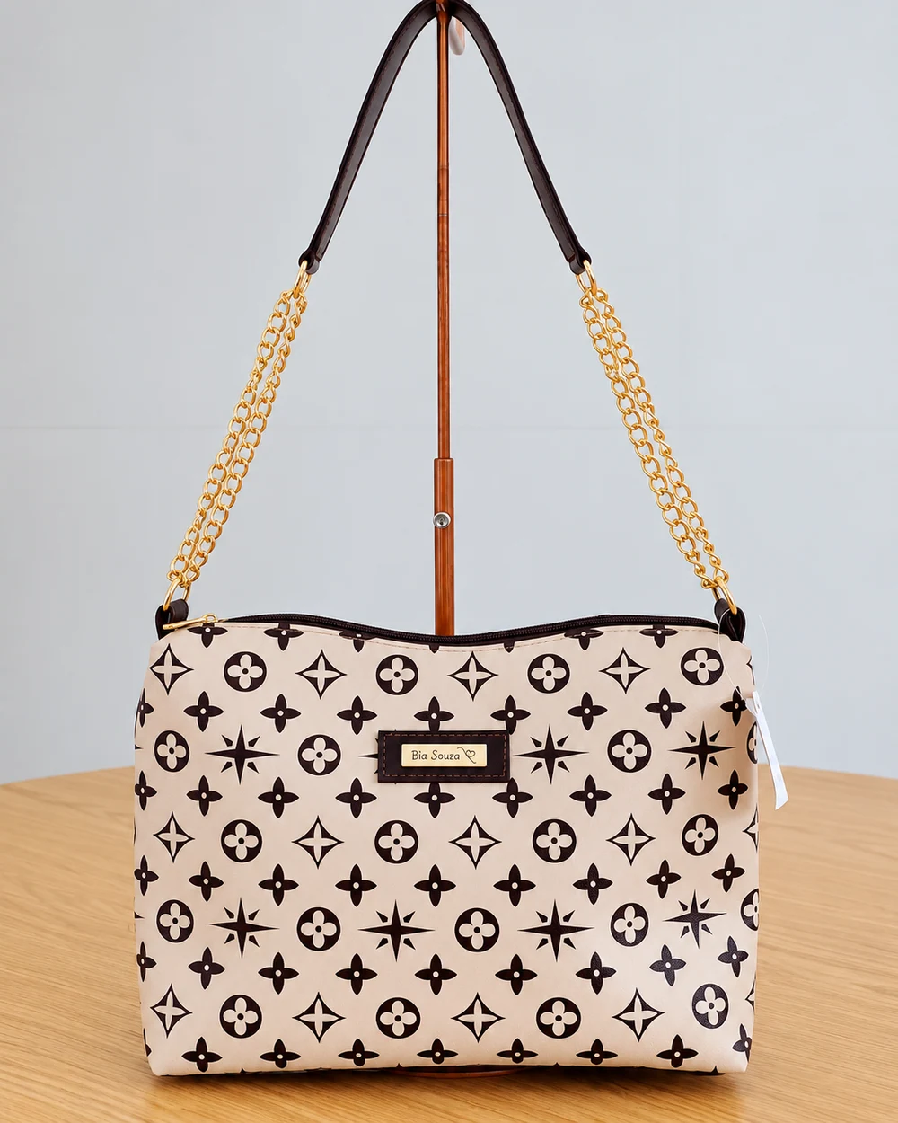 Bolsa clara estampada